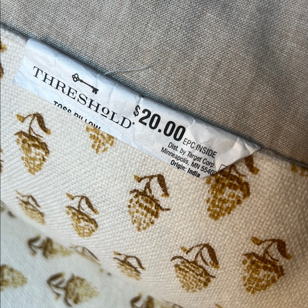Cream and Gold Patterned Throw Pillows - Picture 6 of 6